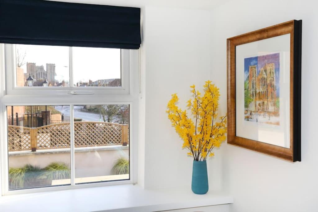 Central Ripon Apartment - View Of The Cathedral! Buitenkant foto